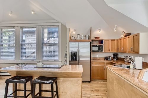 Furnished Rental Home in Denver